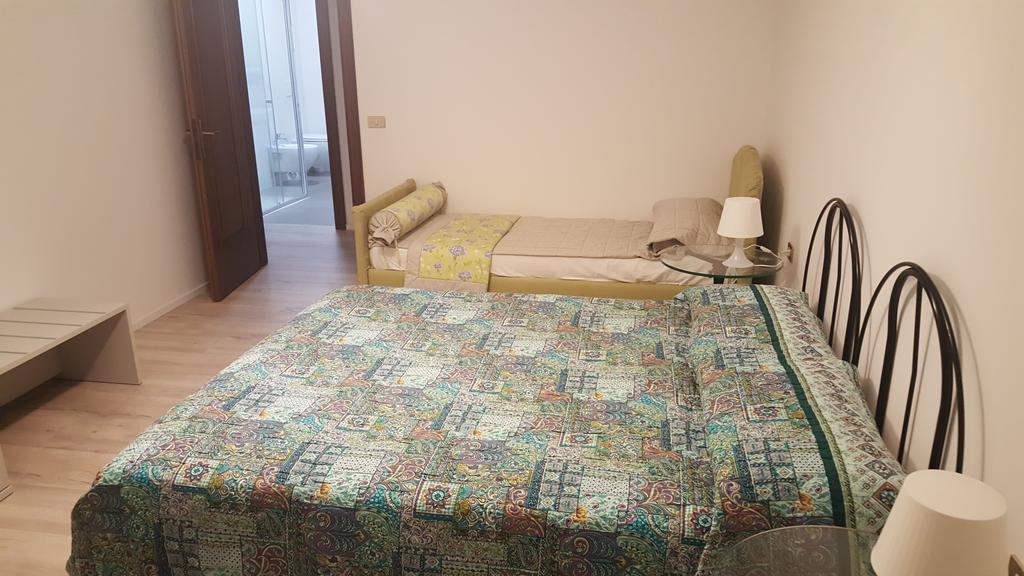 Apartment Weiss Home Riva del Garda Exterior foto
